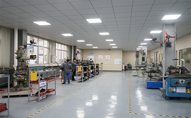 Hunan Meicheng Ceramic Technology Co., Ltd. Fabrik Produktionslinie
